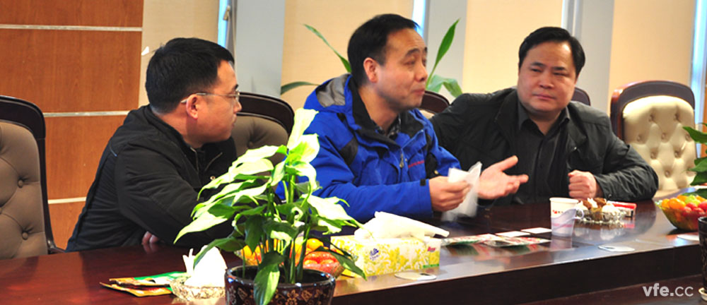 全國電磁計(jì)量技術(shù)委員會(huì)邵海明秘書長在湖南省計(jì)量檢測研究院李慶先副院長的陪同下，蒞臨銀河電氣指導(dǎo)工作