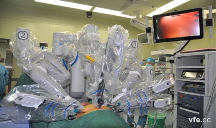 醫(yī)療機器人 醫(yī)療機器人