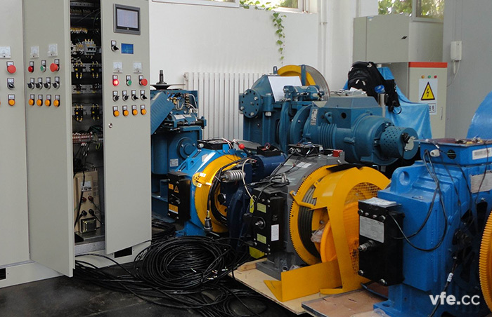 曳引機(jī)試驗(yàn)現(xiàn)場(chǎng)圖例 曳引機(jī)試驗(yàn)現(xiàn)場(chǎng)圖例