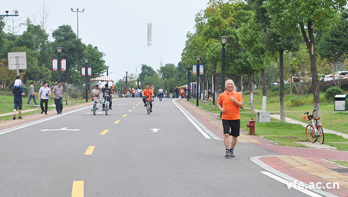 老當益壯 老當益壯