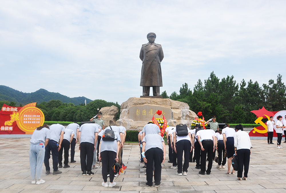 聯(lián)學(xué)聯(lián)創(chuàng) 聯(lián)學(xué)聯(lián)創(chuàng)